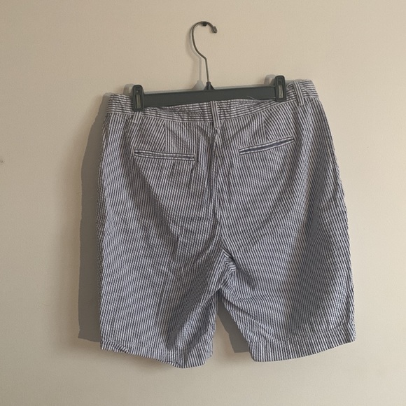 10 | Stripped Gap Bermuda Shorts - Picture 2 of 4